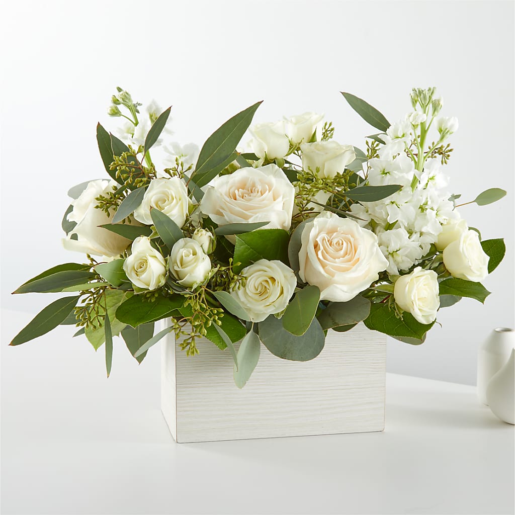 Fresh Linen Box Bouquet – Vidor Florist, Vidor TX