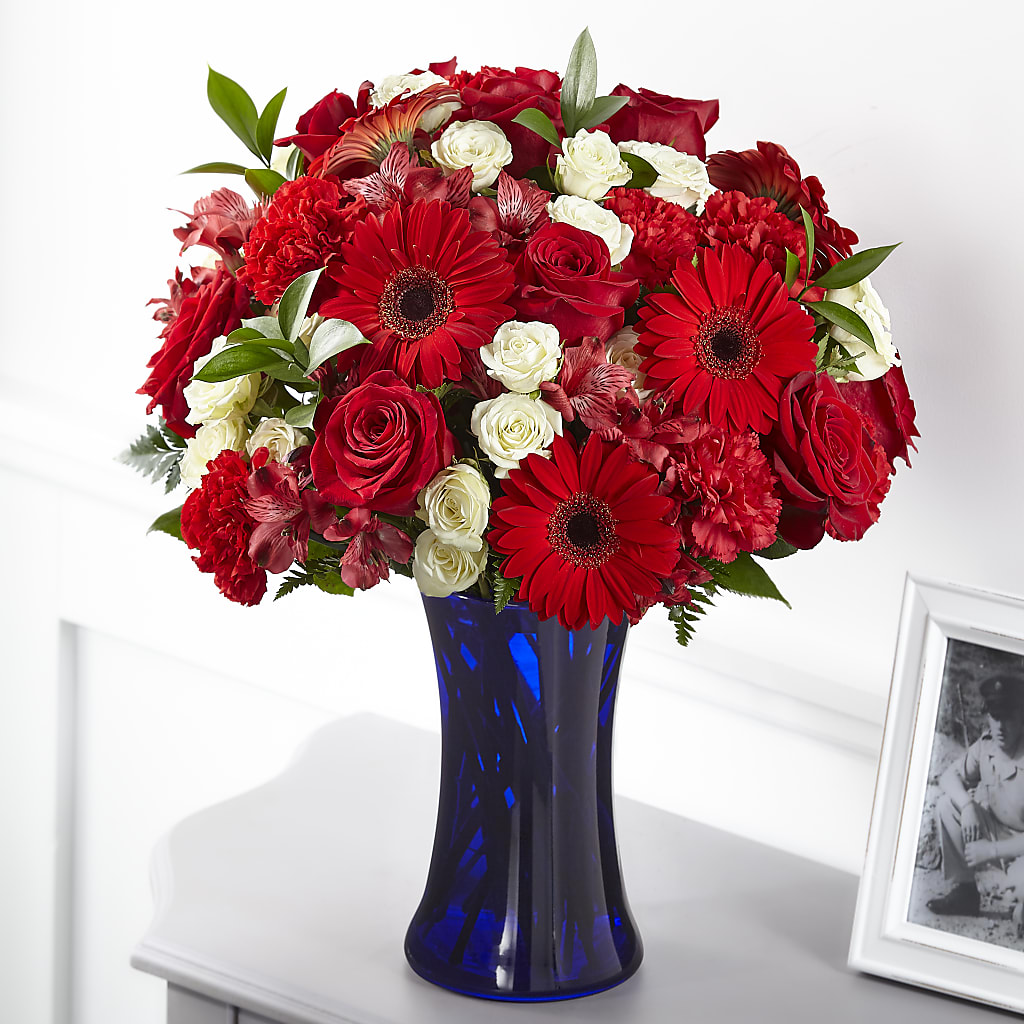 Hearts Embrace Bouquet – Vidor Florist, Vidor TX