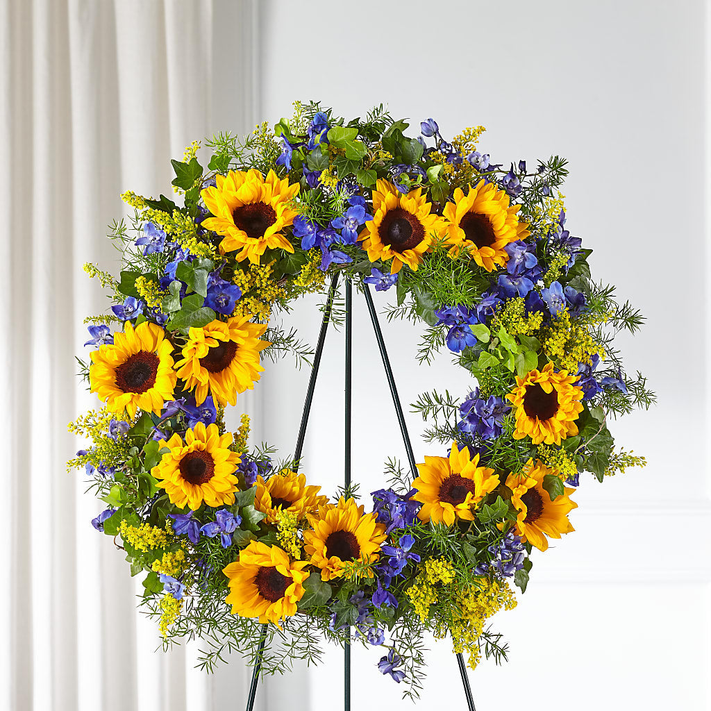 Bright Rays Wreath – Vidor Florist, Vidor TX