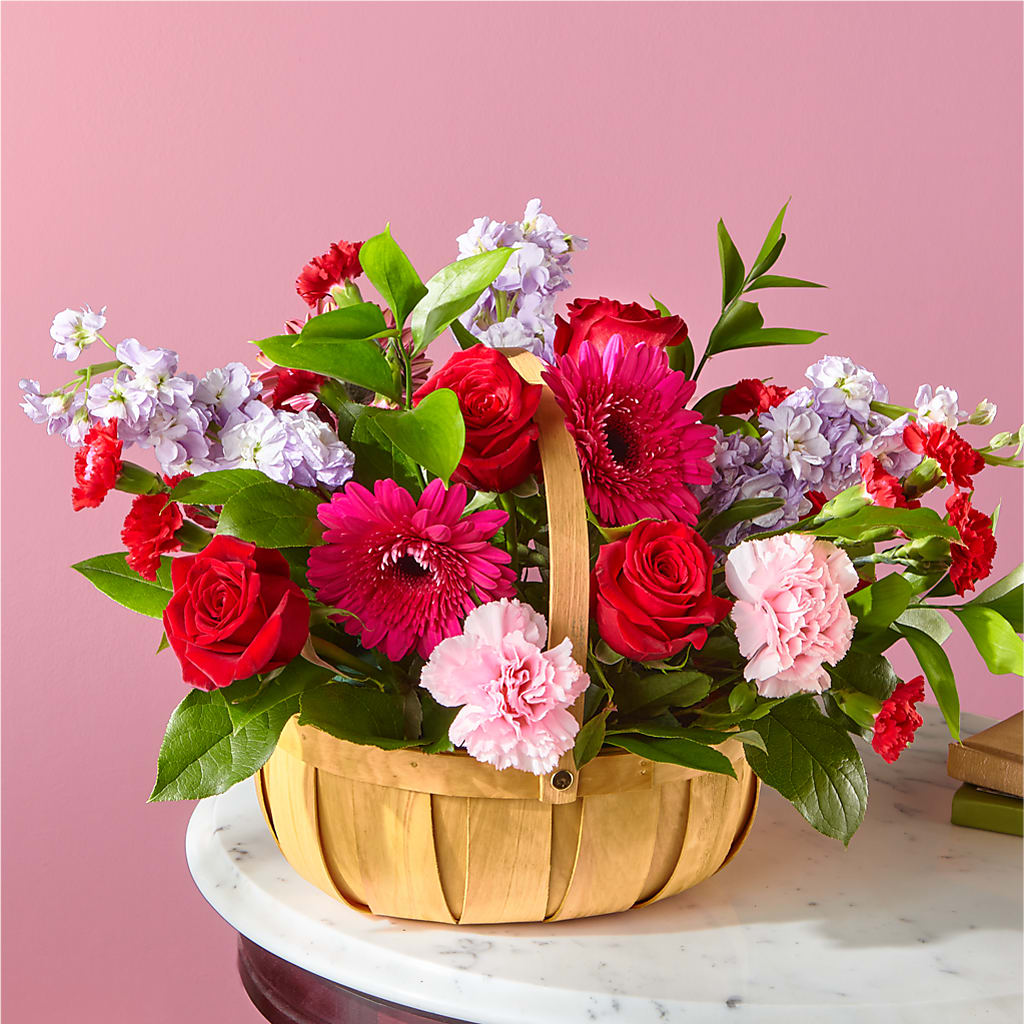 Pink Picnic Basket – Vidor Florist, Vidor TX