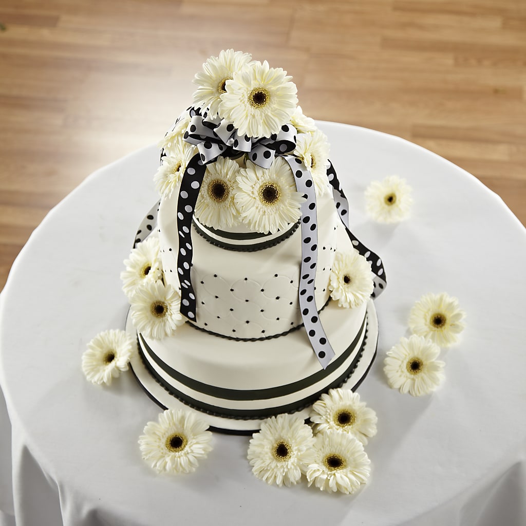 Simple Sophistication Cake Décor – Vidor Florist, Vidor TX