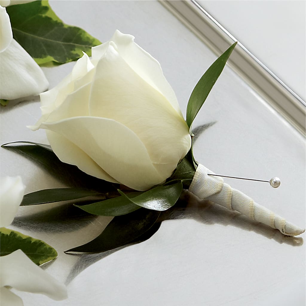 White Rose Boutonniere – Vidor Florist, Vidor TX