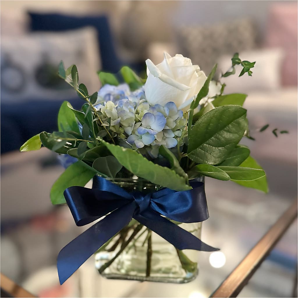 Sky Blue Delight Bouquet –  Vidor Florist, Vidor TX