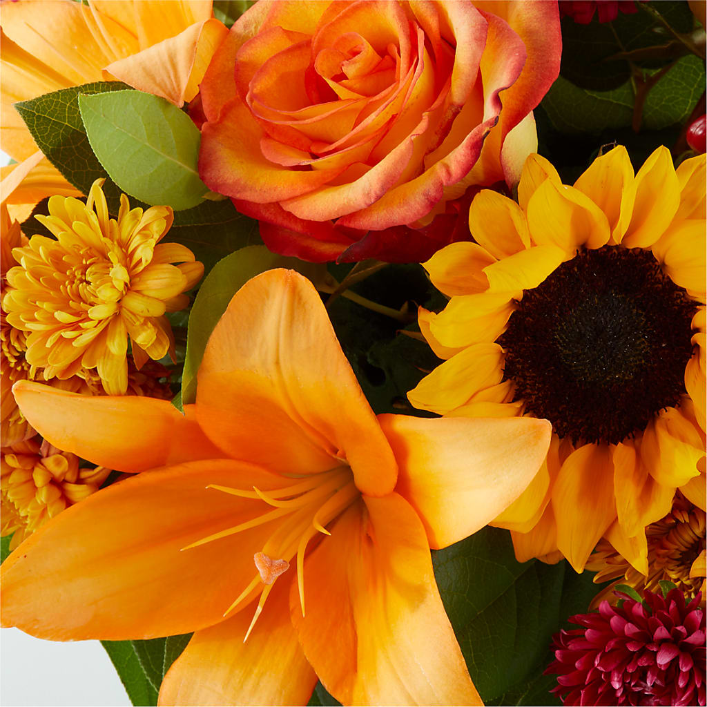 Grateful Centerpiece –  Vidor Florist, Vidor TX