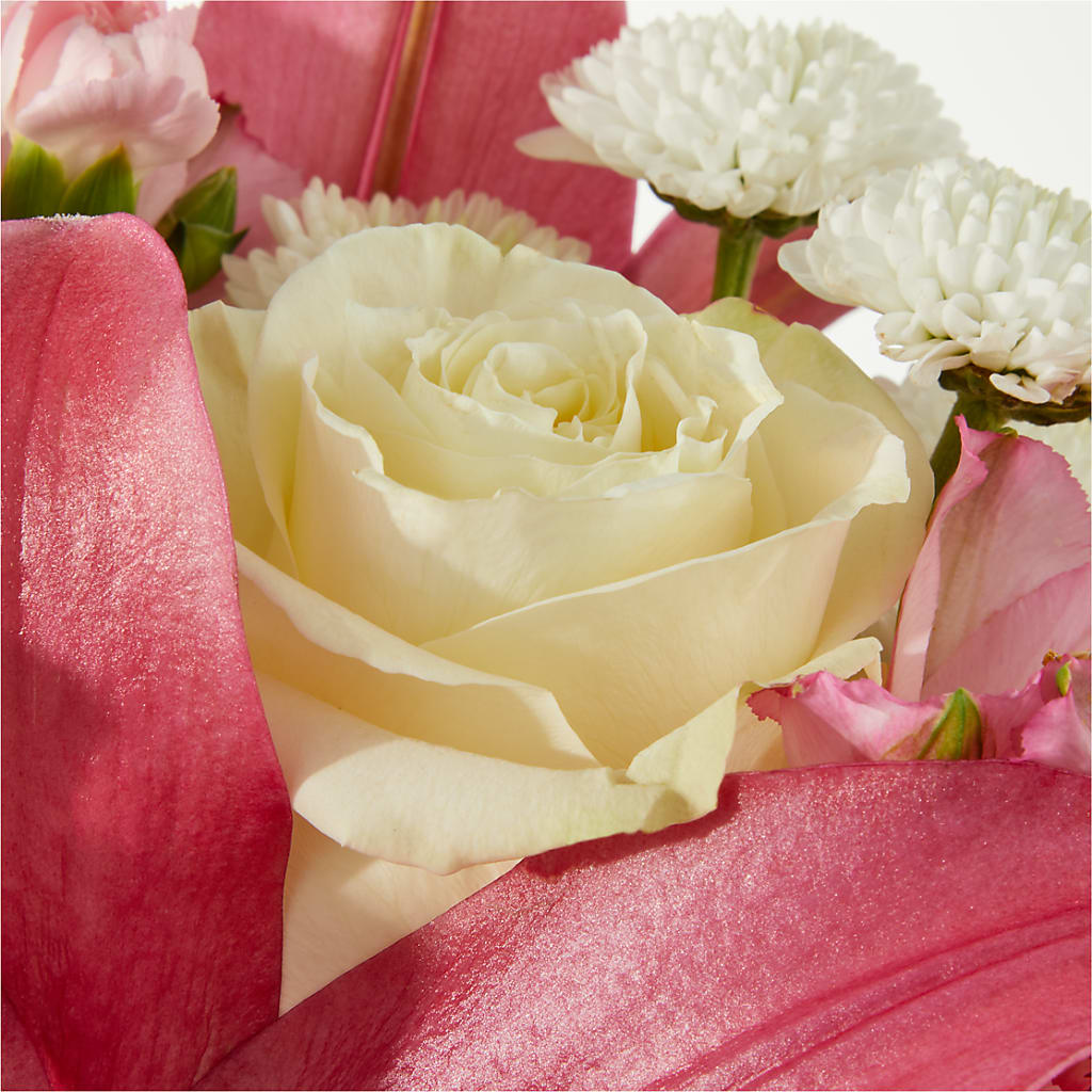 Piece of Cake Bouquet –  Vidor Florist, Vidor TX